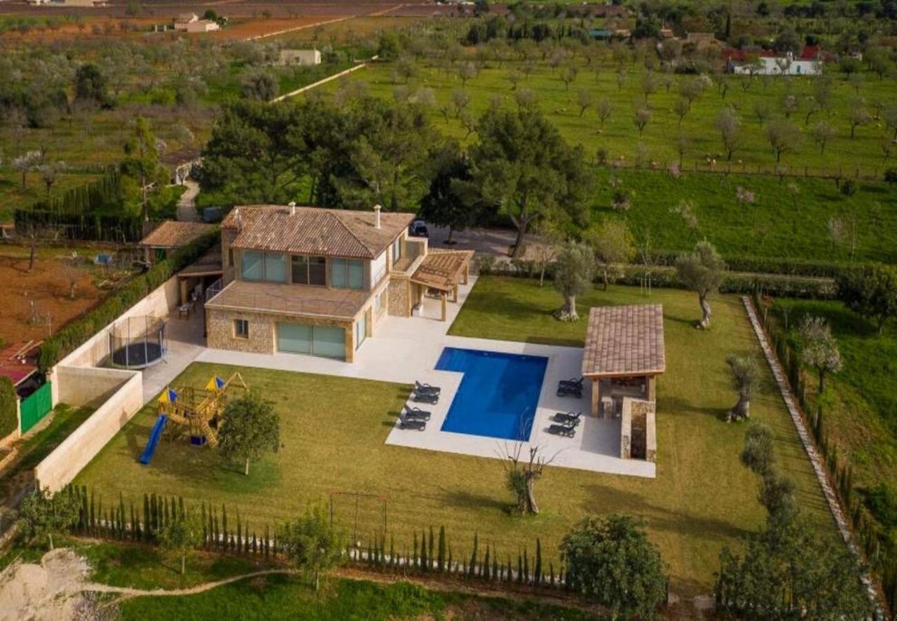 Villa Es Velar Family